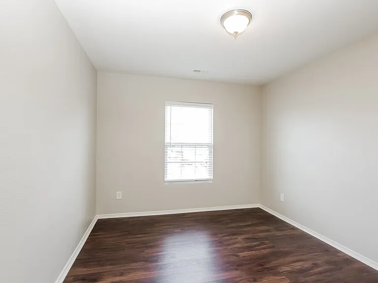 910 Willow Wind Dr — Photo 14