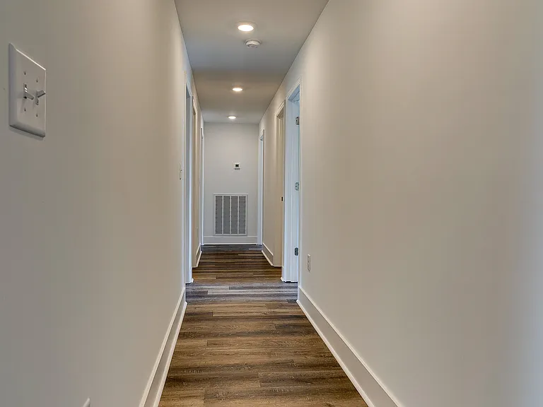 1812 Batts Blvd — Photo 12