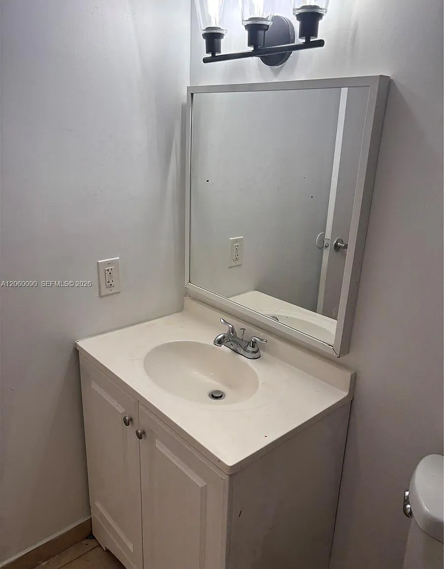 Sunset Hills I Condominiu — Photo 4