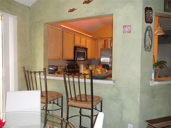 5th image of 815 Prairie Creek Dr