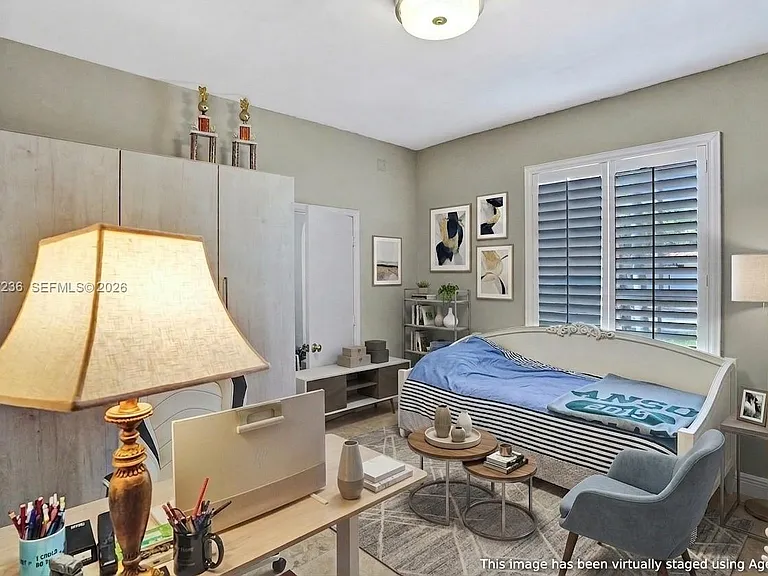 1534 Palancia Ave — Photo 45