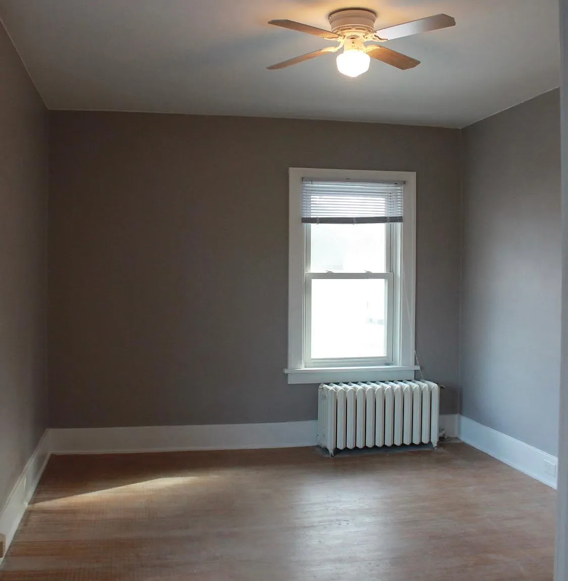 4 bed, 1200 sqft, $1,550 — Photo 4