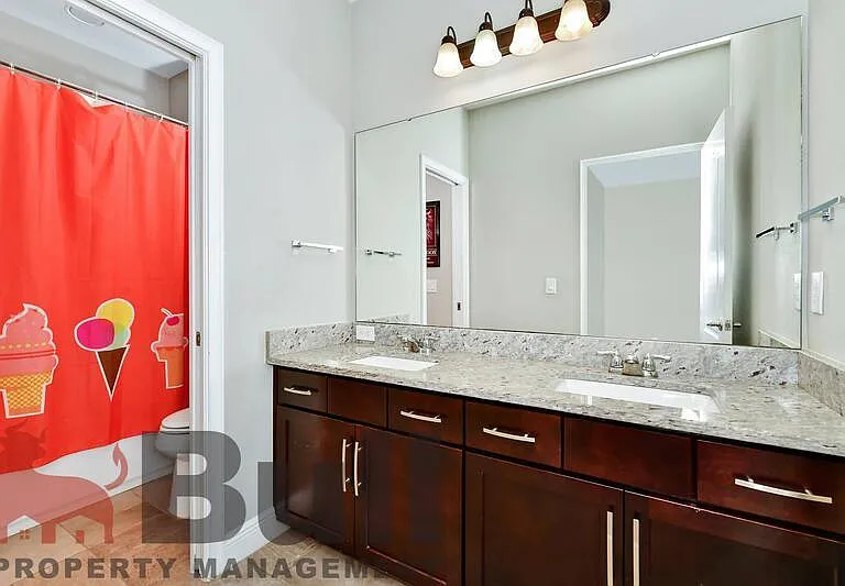 8233 Canetti St — Photo 39