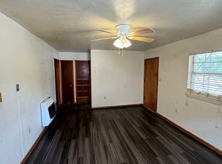 716 SW Summit Ave #B, Lawton, OK 73501