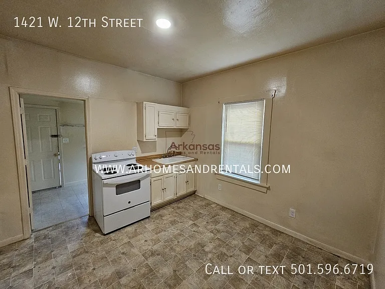 1421 W 12th St — Photo 23