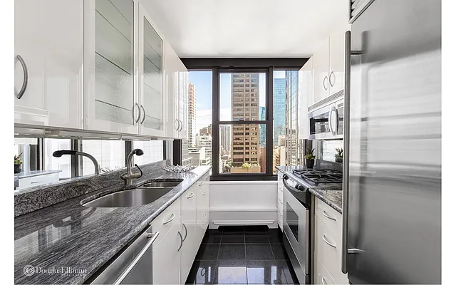 Sold by Douglas Elliman | media 4