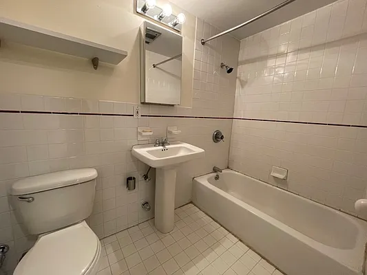 Rented by Oxford Property Group | media 16