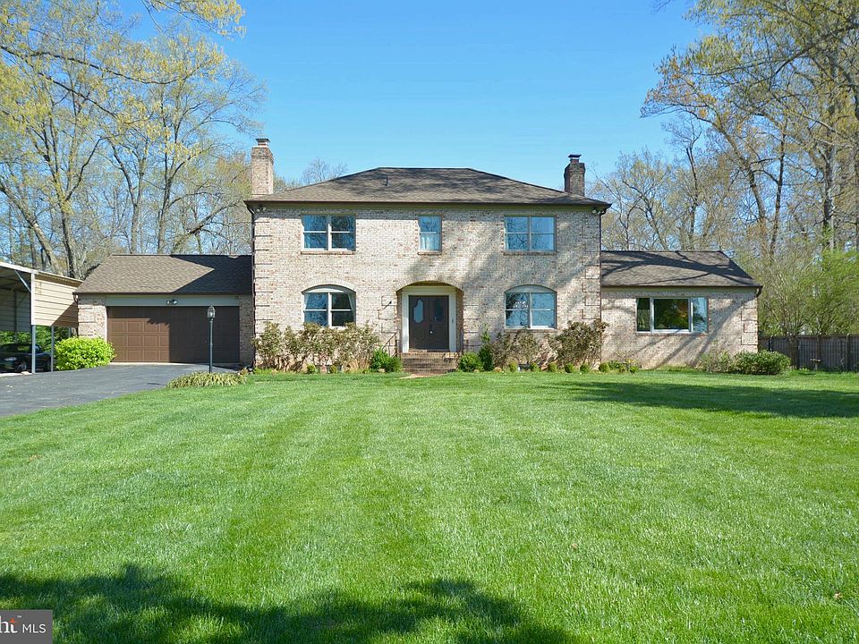 1st image of 5816 River Dr