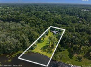3559 Brookside Dr, Bloomfield Hills, MI