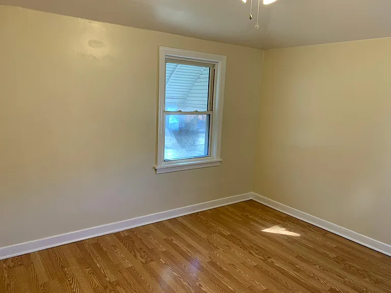 9752 S Chappel Ave — Photo 5