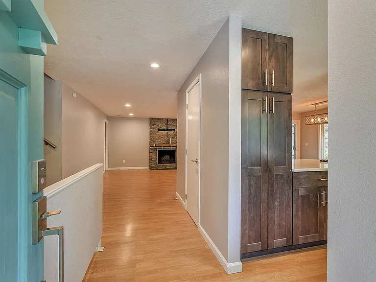 20109 SW 71st Ave — Photo 4