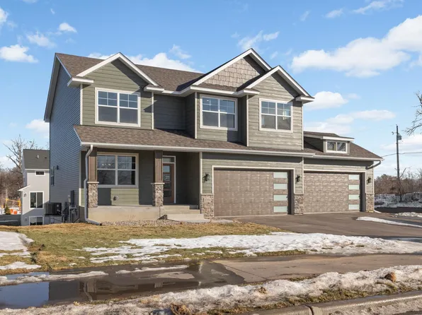 2164 Eustis St, Roseville, MN 55113