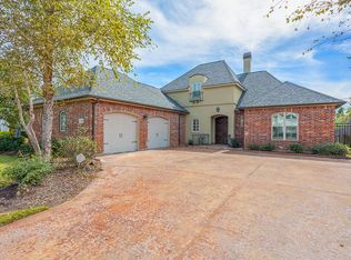 1115 Benvue Ln, Lake Charles, LA 70605