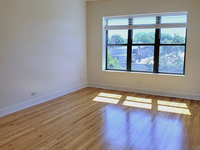 4855-59 N Sawyer Ave #3N — Photo 5