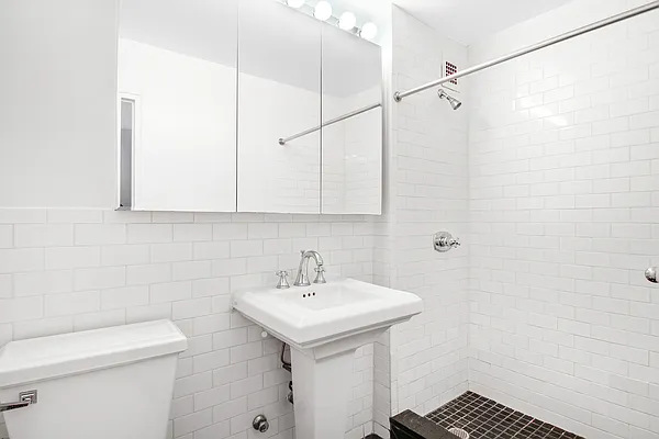 Rented by GoodRock Realty | media 24