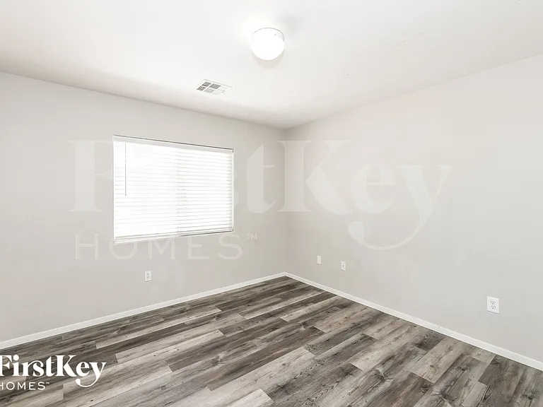 9271 Ansley Ct — Photo 14