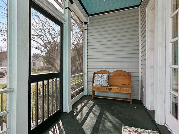 3rd image of 430 Lebeau St
