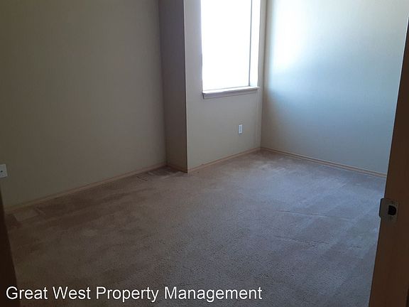 4th image of 245 Tacoma Ave S APT 400