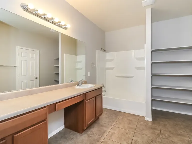 8602 W Wethersfield Rd — Photo 2