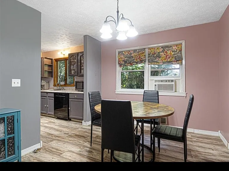 Walworth Marion Rd — Photo 2