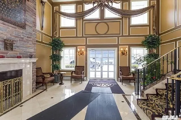Rented by Douglas Elliman | media 47