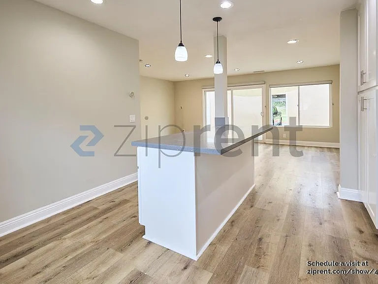 25313 Via Viejo — Photo 3