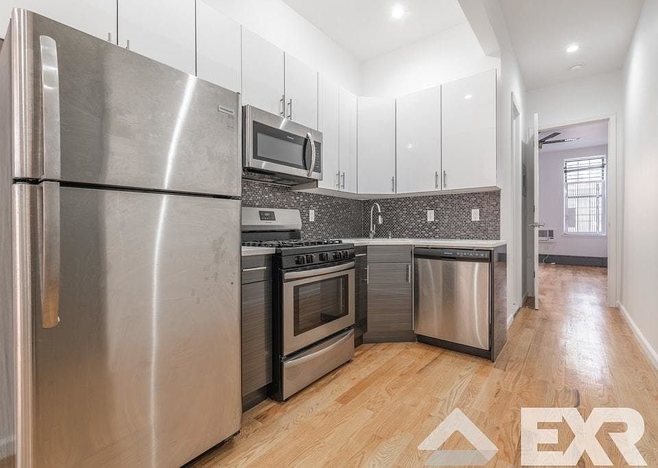 1st image of 1418 De Kalb Ave #G2