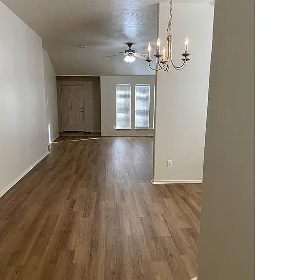 10450 Falling Rapids Ct — Photo 3