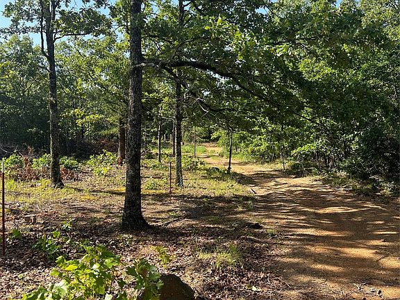 4th image of 2 Rural Rte