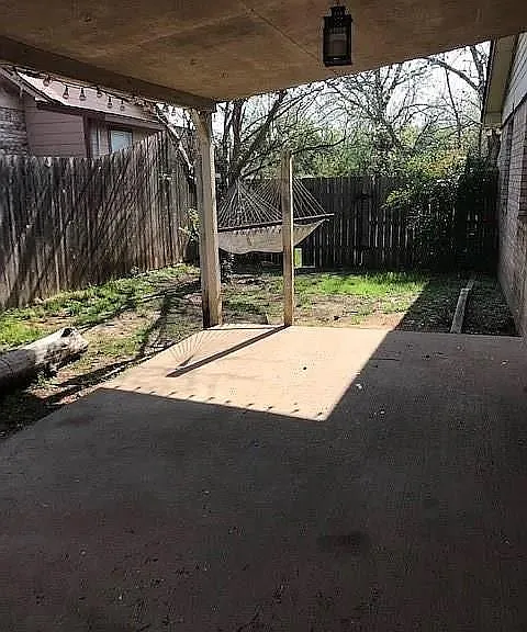 902 Quartz Ct #B — Photo 11