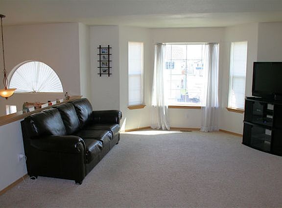2nd image of 517 E Frederick Ave