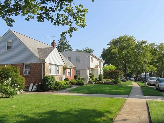 2nd image of 179 Primrose Dr