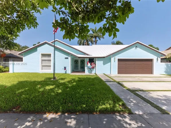 5725 SW 88th Ave, Cooper City, FL 33328