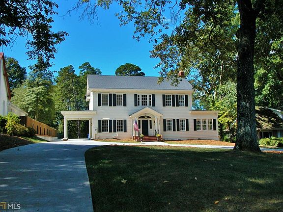 2nd image of 1097 Green Street Cir