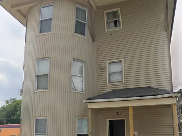 14 Preston St, Worcester, MA 01610