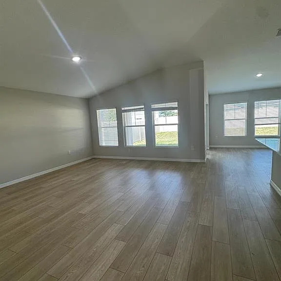 1049 Foreshore Ln — Photo 8