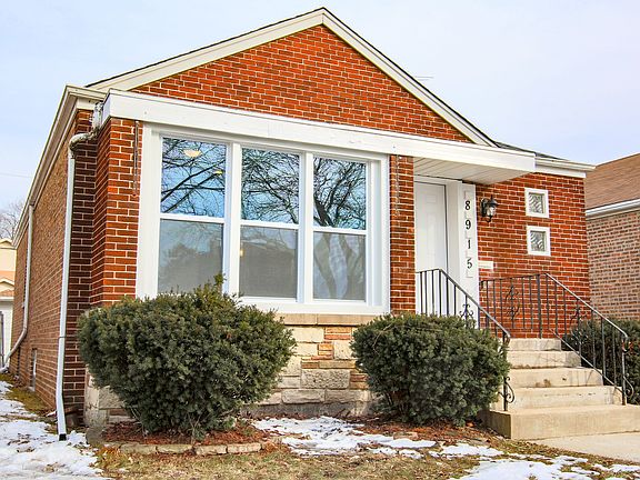 3rd image of 8915 S Jeffery Blvd
