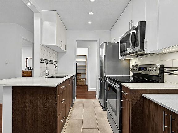 3rd image of 750 E 7th Ave #101
