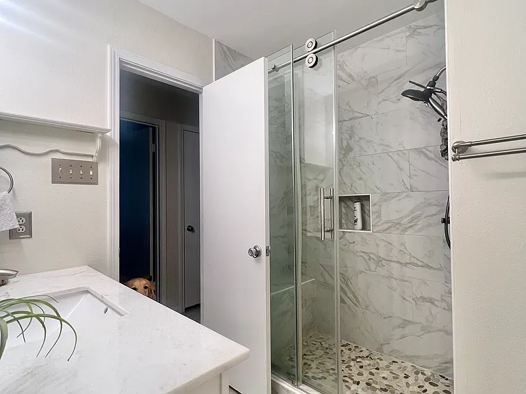 633 Meadow Bend Dr — Photo 6