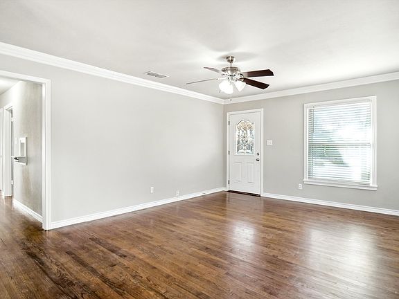 4th image of 3632 W Fuller Ave