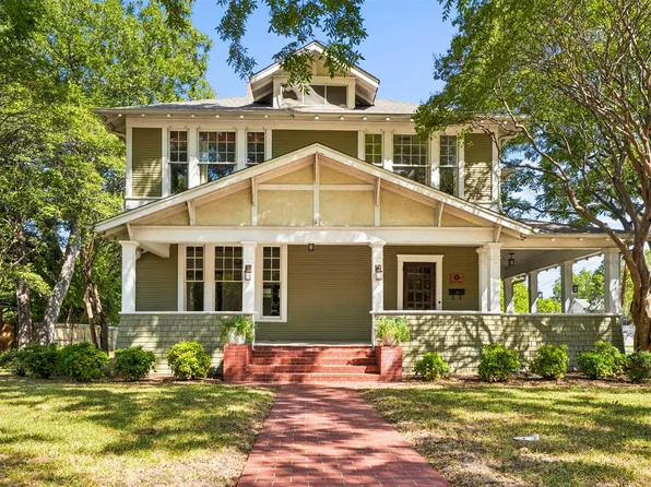 400 W Gilmer St, Ennis, TX 75119