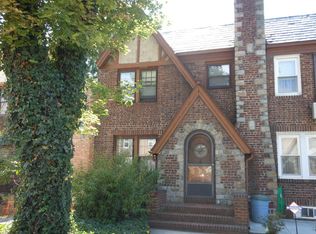 8566 67th Rd, Rego Park, NY 11374