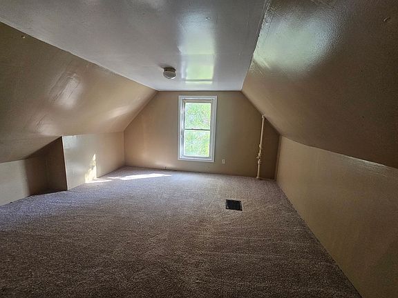 3rd image of 1814 N Missouri Ave