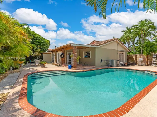 13706 SW 14th St, Miami, FL 33184