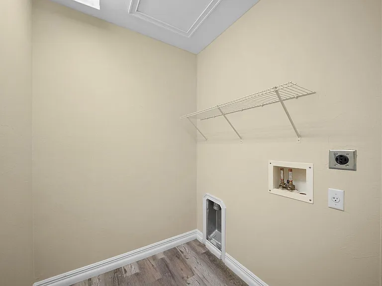3940 Pomodoro Cir #303 — Photo 16