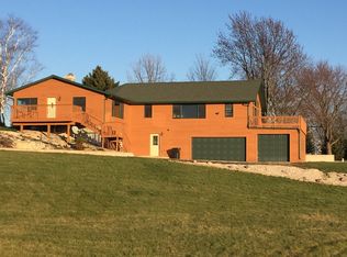 W285 E Hills Rd, BRILLION, WI 54110