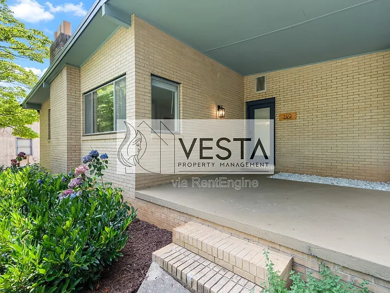 149 Oakdale Rd — Photo 34