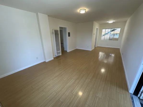 223 E Burbank Blvd APT 202, Burbank, CA 91502