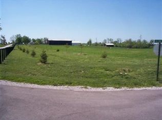 8 Cold Spring Ln, Midway, KY 40347