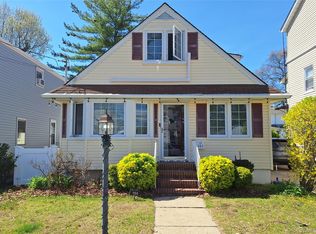 184 E Chester Street, Valley Stream, NY 11580